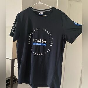 Men’s M f45 training shirt